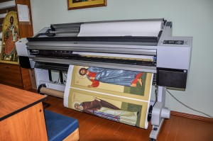 Широкоформатная печать на холсте и бумаге